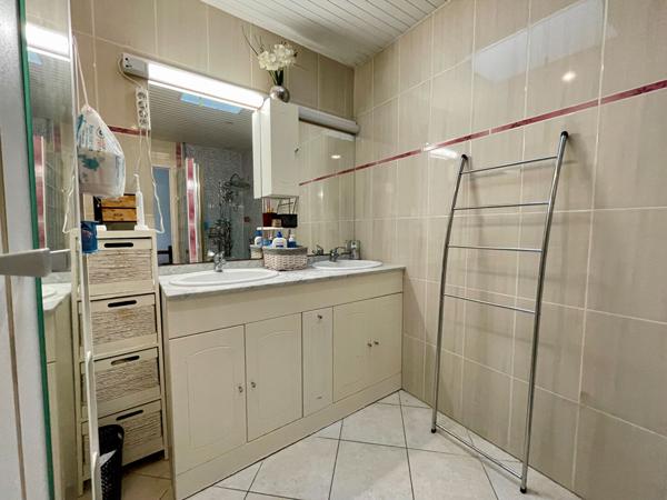 Maison 120 m² avec piscine et studio ? À 15 min de Romorantin et de Contres