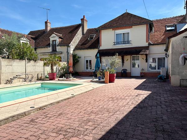 Maison 120 m² avec piscine et studio ? À 15 min de Romorantin et de Contres