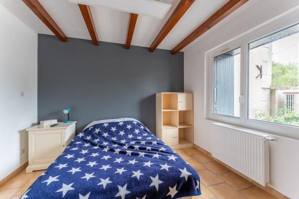 Villa contemporaine avec piscine-spa, studio indépendant et excellent bilan énergétique Brizambourg