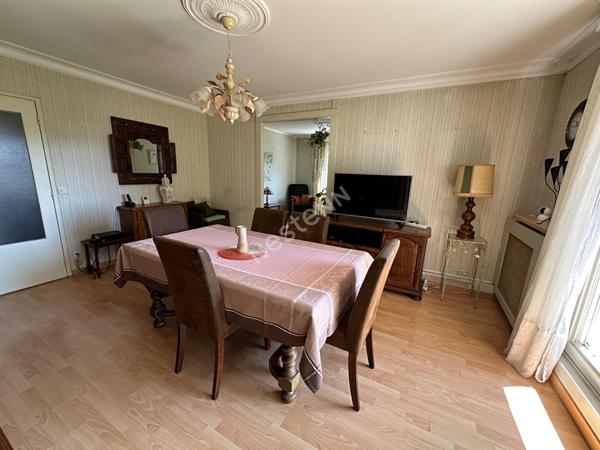 Nantes Collines du Cens : En VENTE, Proche chronobus, appartement 5 pièces, lumineux avec de beaux volumes, environnement calme et verdoyant.