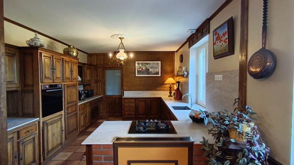 MAISON BRETONNE DE CHARME 310 m² AVEC 2 HECTARES , LANDIVISIAU , FINISTERE Landivisiau