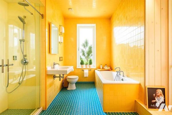 Maison T5 de caractère avec jardin.