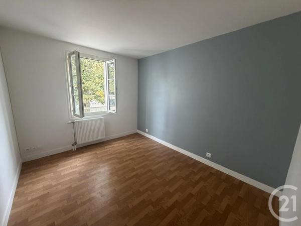 Appartement F3 à vendre  3 pièces - 65 m 2   CHARTRES  - 28