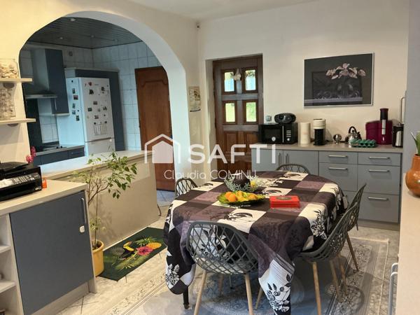 Maison 183 m², 6 chambres, jardin, garage, parking