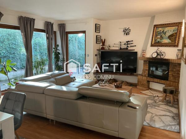 Maison 183 m², 6 chambres, jardin, garage, parking