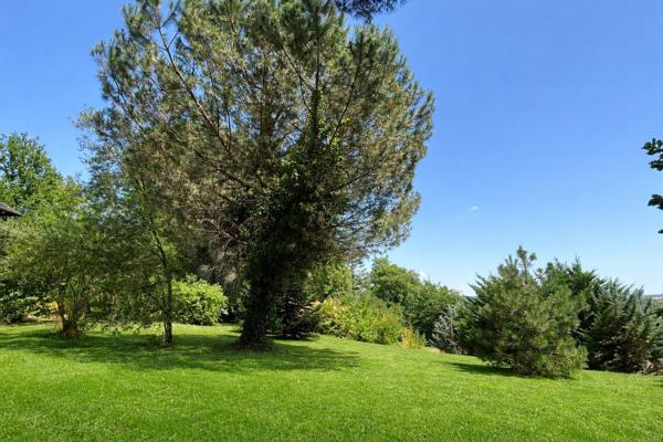 Un bien rare aux volumes exceptionnels à 3 km de Périgueux centre ville Trelissac