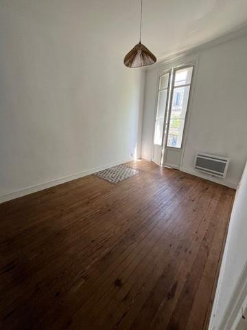 Immeuble 136 m² à Bordeaux 33000