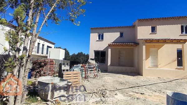 Villas 80 m² à Lambesc 13410