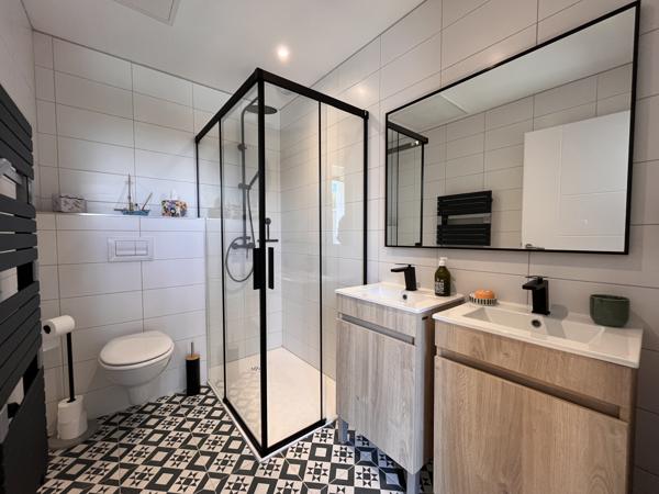Maison
                                                                                                                                                                                                                                                                                                                        5 pièce(s)                                                                                                                                                                                                          3 chambre(s)                                                                                                                                                                                                          112  m²
