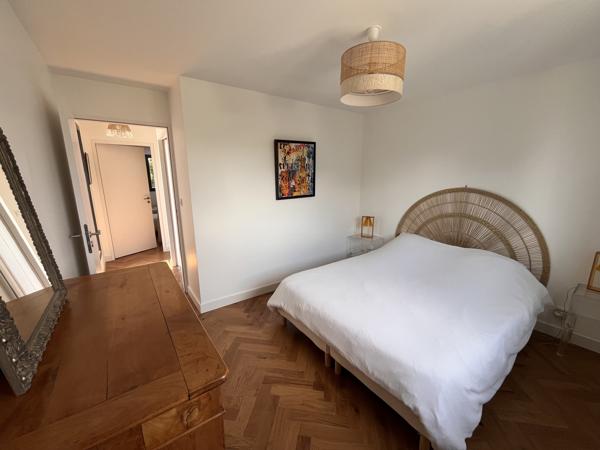 Maison
                                                                                                                                                                                                                                                                                                                        5 pièce(s)                                                                                                                                                                                                          3 chambre(s)                                                                                                                                                                                                          112  m²