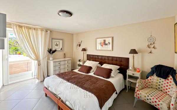 Maison à vendre    5 pièces • 160 m2 Marsaneix