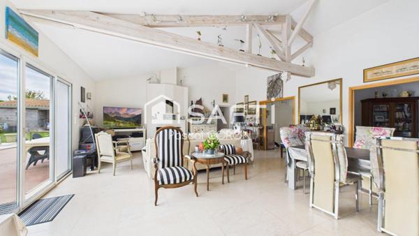 Grande maison de plain-pied, 3/4 chambres, piscine, cave