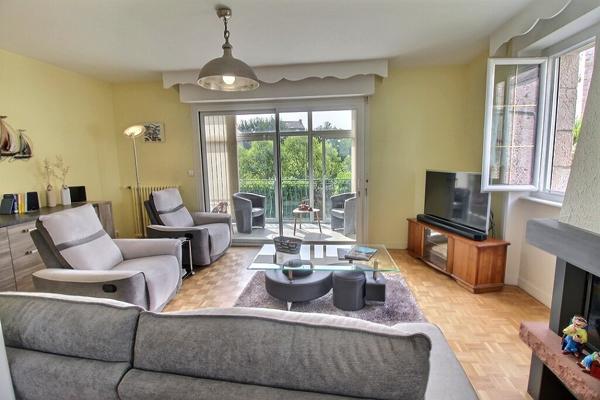 Maison Dinan 7 pièce(s) 156 m2