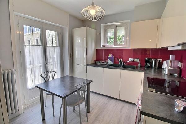 Maison Dinan 7 pièce(s) 156 m2