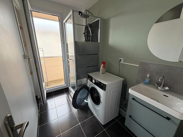 A louer - Appartement T3 meublé avec balcon et place parking - Angers secteur Eblé/Gare