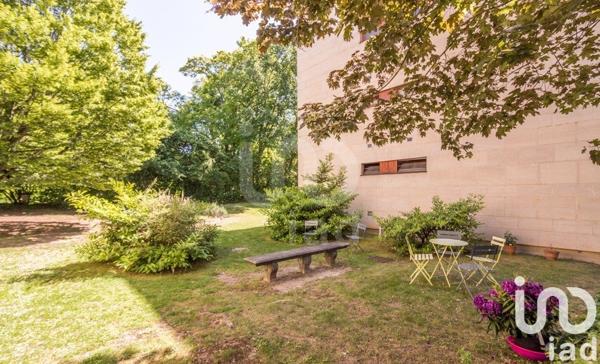 Appartement 3 pièces de 80 m² à Carrières-sur-Seine (78420)