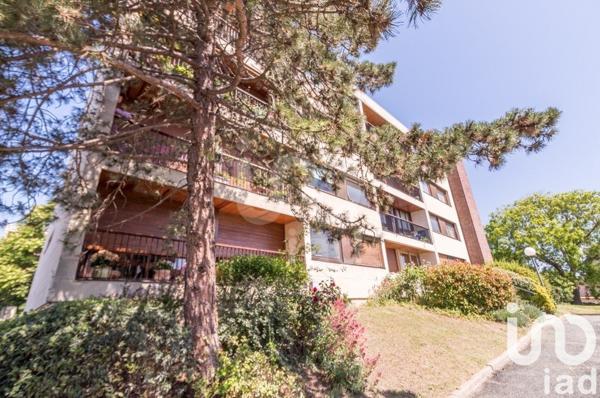 Appartement 3 pièces de 80 m² à Carrières-sur-Seine (78420)
