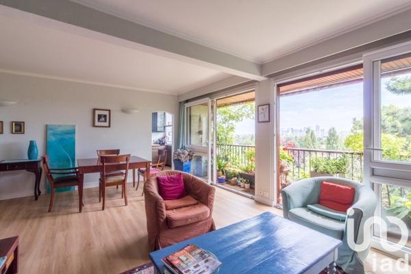 Appartement 3 pièces de 80 m² à Carrières-sur-Seine (78420)