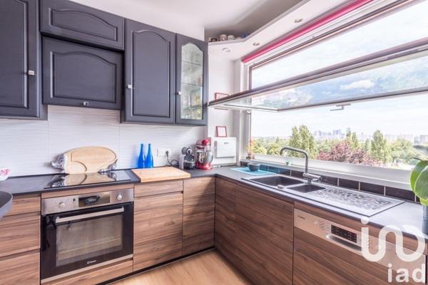 Appartement 3 pièces de 80 m² à Carrières-sur-Seine (78420)