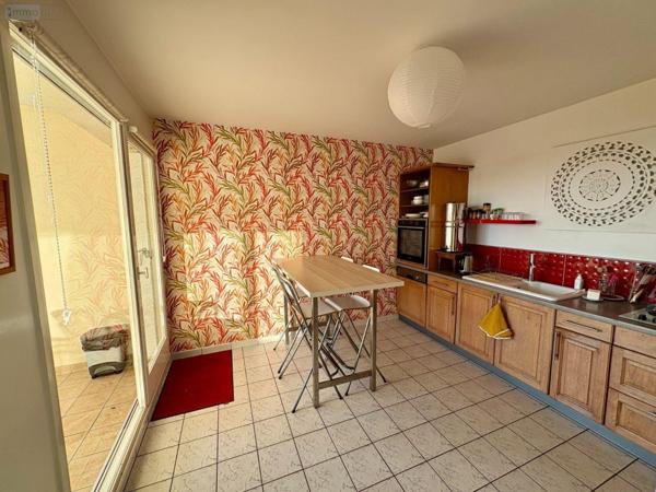 Appartement à vendre à Rennes en Ille-et-Vilaine (35000), ref : 11803/2370 Sainte-Thérèse Appartement à vendre à Rennes en Ille-et-Vilaine (35000), ref : 11803/2370 Sainte-Thérèse