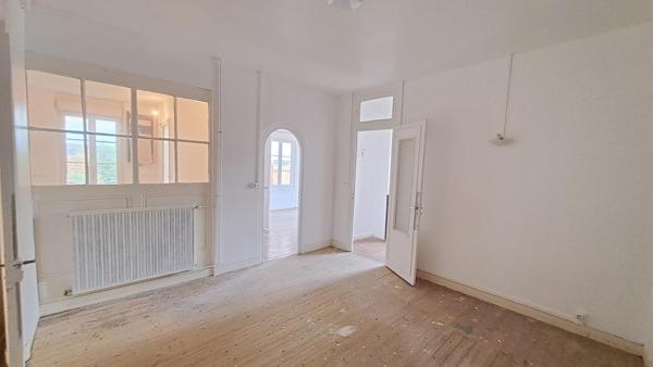 A SAISIR Excellent Prix /Prestations !