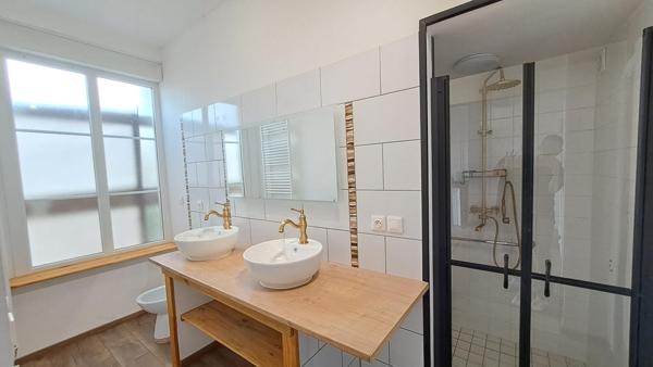 A SAISIR Excellent Prix /Prestations !