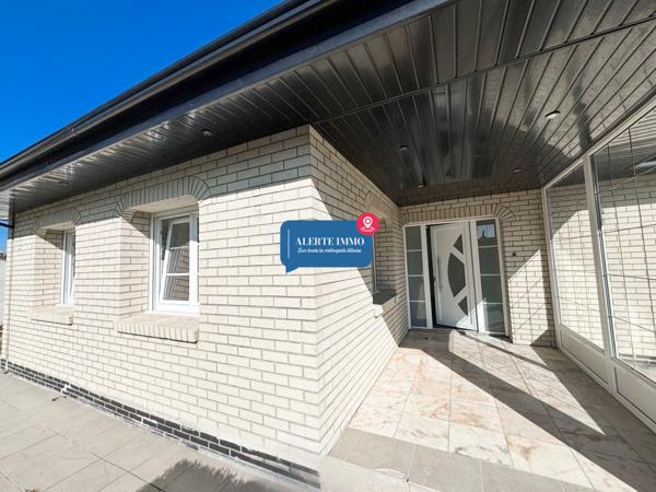 Maison individuelle plain pied de 130 m2, 3 chambres, jardin, cave, 2 places de parking