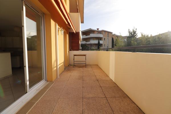 Chateau gombert (13013) Duplex T3 au calme avec terrasse et place de parking !