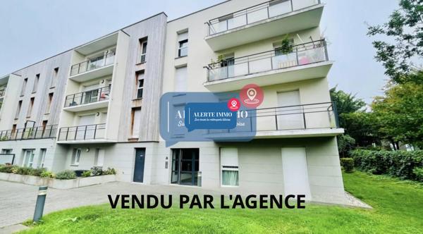 appartement F2 + 1 place de parking dans une résidence de 2013 ,basse consommation d'energie, aux normes RT2012 avec terrasse dans une résidence récente de 2013