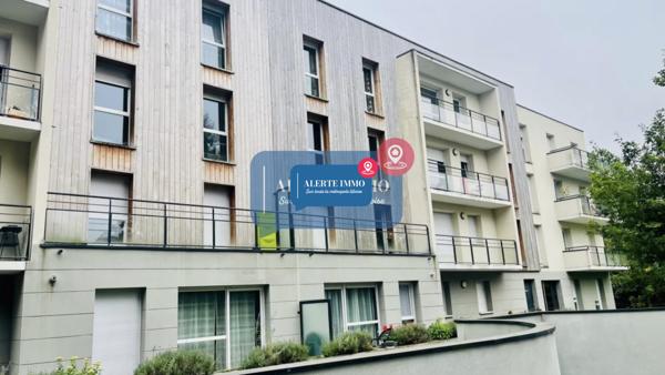 appartement F2 + 1 place de parking dans une résidence de 2013 ,basse consommation d'energie, aux normes RT2012 avec terrasse dans une résidence récente de 2013