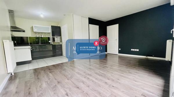 appartement F2 + 1 place de parking dans une résidence de 2013 ,basse consommation d'energie, aux normes RT2012 avec terrasse dans une résidence récente de 2013