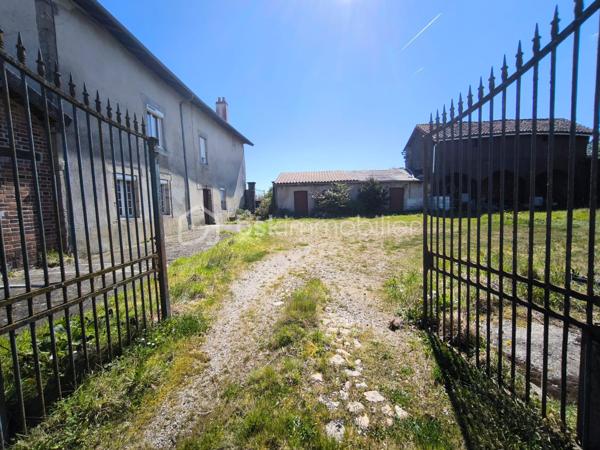 Corps de ferme de 229 m²