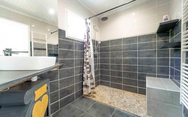 Maison à vendre    7 pièces •  Mimizan