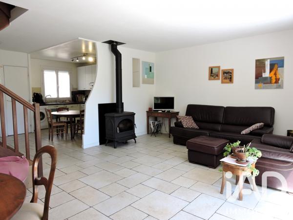 Maison à vendre 6 pièces 114,68 m² Montigny-le-Bretonneux