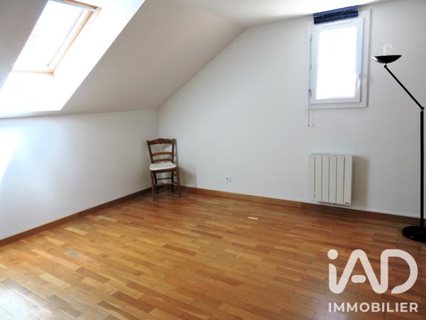 Maison à vendre 6 pièces 114,68 m² Montigny-le-Bretonneux