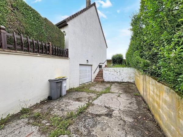 Vente                                                      Maison
                        
                     4 pièces                      85 m2                     à Pargny-Filain