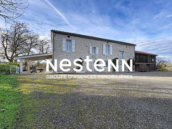 Maison à vendre à Laplume - corps de ferme avec gîte indépendant, piscine et terrain de 3 600 m²