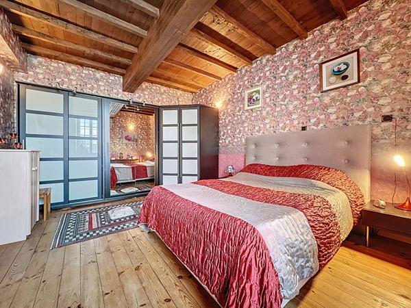 Maison à vendre à Laplume - corps de ferme avec gîte indépendant, piscine et terrain de 3 600 m²