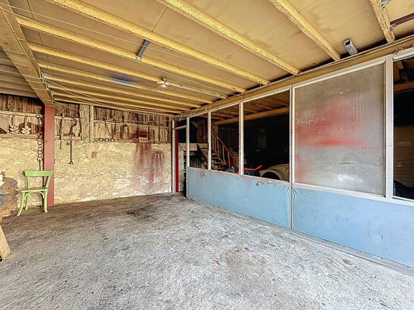 Maison à vendre à Laplume - corps de ferme avec gîte indépendant, piscine et terrain de 3 600 m²