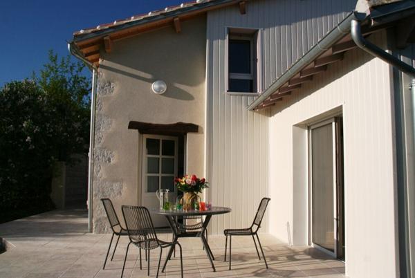 Maison à vendre à Laplume - corps de ferme avec gîte indépendant, piscine et terrain de 3 600 m²