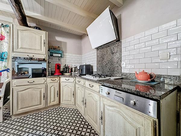 Maison à vendre à Laplume - corps de ferme avec gîte indépendant, piscine et terrain de 3 600 m²