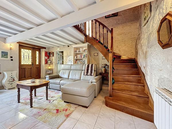 Maison à vendre à Laplume - corps de ferme avec gîte indépendant, piscine et terrain de 3 600 m²