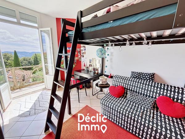 Vente maison Grasse, 155m² 5 pièces 699 000€ avec piscine