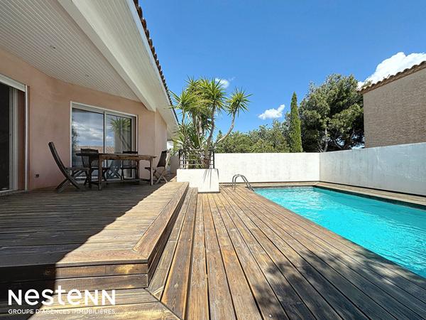 Maison T4 de 150 m² Quartier Montplaisir à Narbonne Piscine, deux garages, 4 faces libres