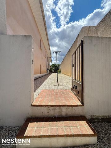 Maison T4 de 150 m² Quartier Montplaisir à Narbonne Piscine, deux garages, 4 faces libres