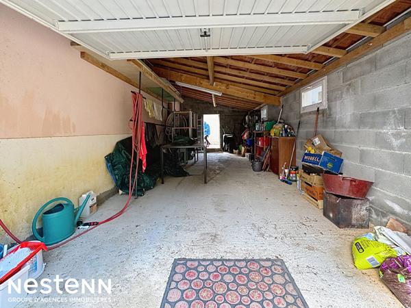 Maison T4 de 150 m² Quartier Montplaisir à Narbonne Piscine, deux garages, 4 faces libres