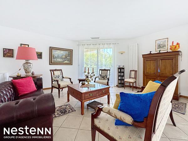 Maison T4 de 150 m² Quartier Montplaisir à Narbonne Piscine, deux garages, 4 faces libres