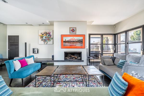 Maison d’architecte avec couloir de nage