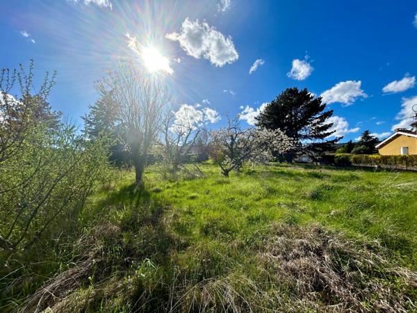 Terrain à vendre    Lucenay