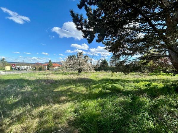 Terrain à vendre    Lucenay